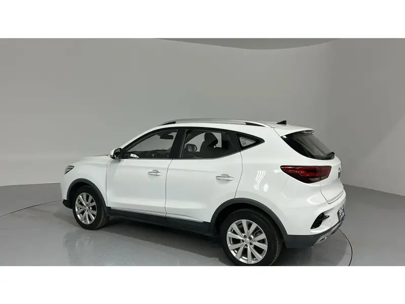 ام جي ZS 2023 10