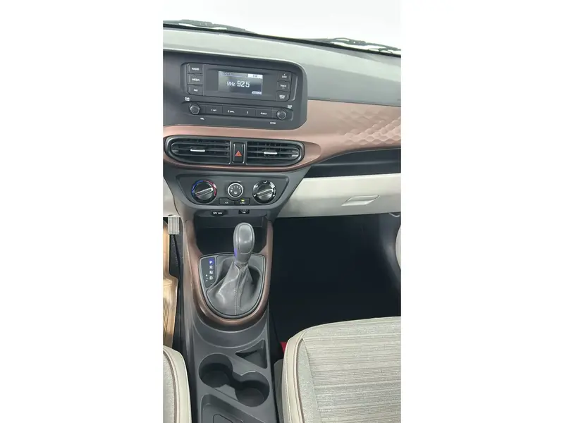 هيونداي I10 2023 11