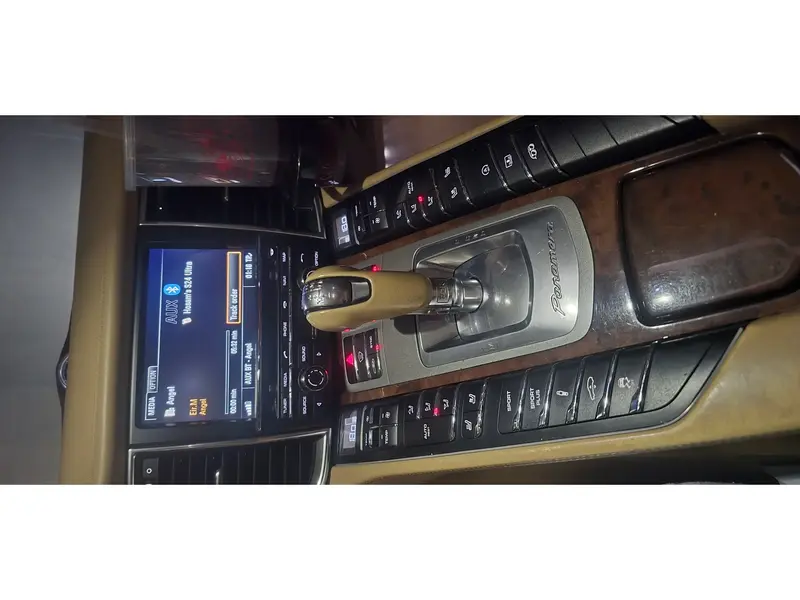 بورش باناميرا 2014 11