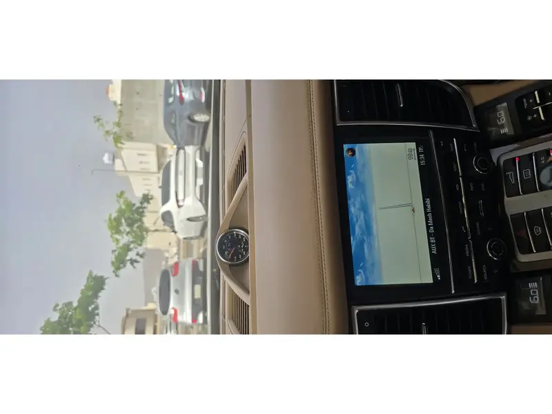 بورش باناميرا 2014 8