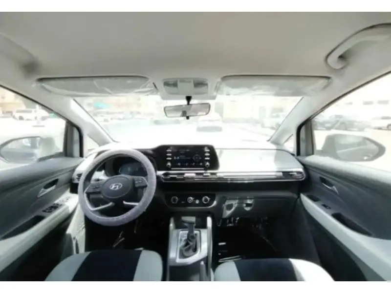 Hyundai Stargazer 2025 7