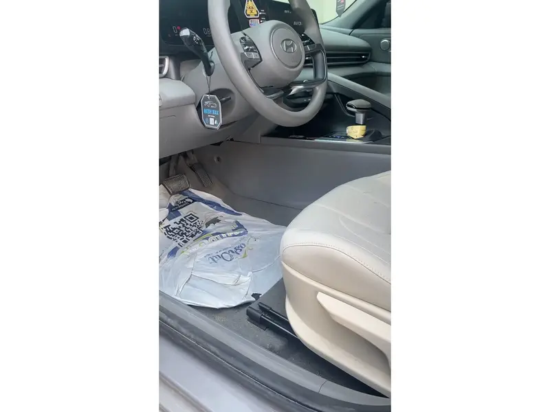 Hyundai Elantra 2024 8