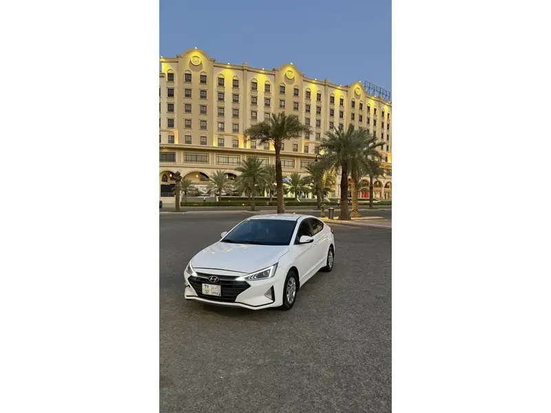 Hyundai Elantra 2020 7