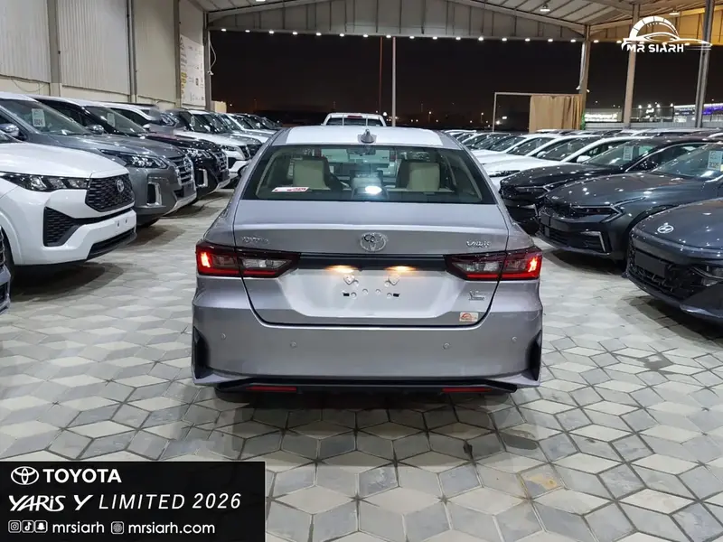 Toyota Yaris 2026 4