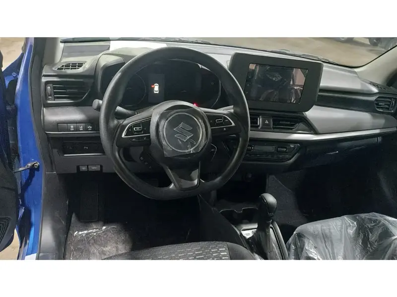 Suzuki Swift 2025 3