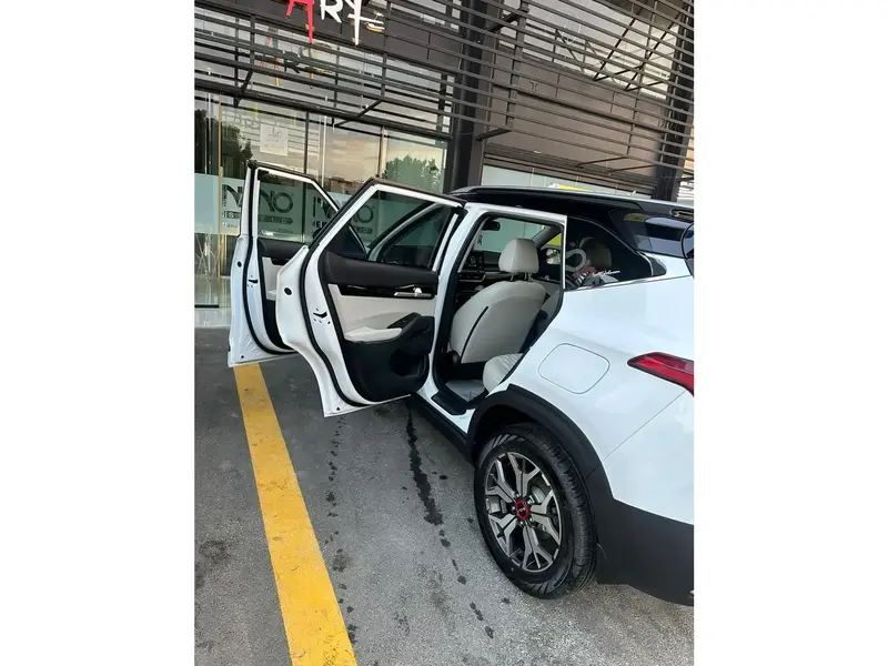 KIA Seltos 2023 10