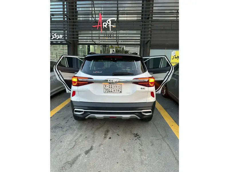 KIA Seltos 2023 3