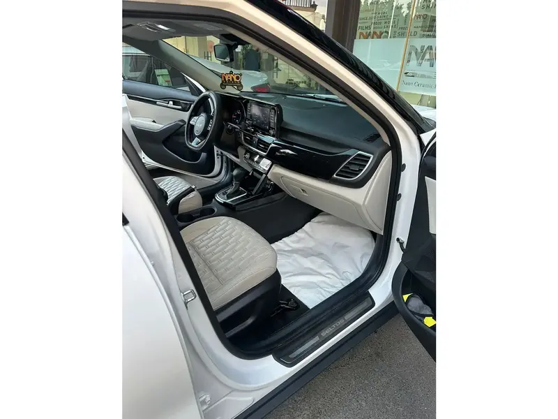 KIA Seltos 2023 6