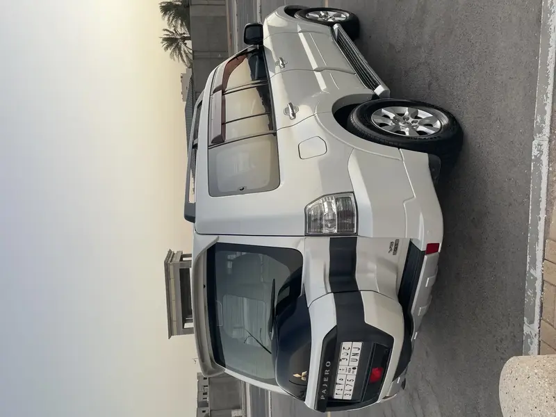 Mitsubishi Pajero 2016 4