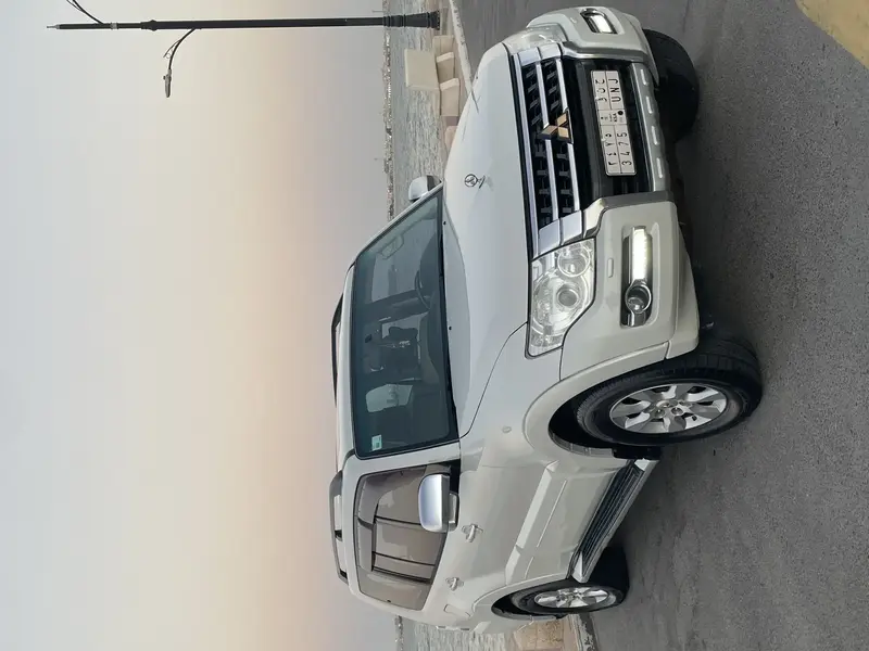 Mitsubishi Pajero 2016 5