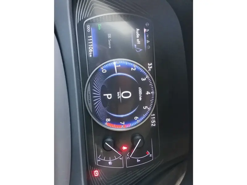 Lexus UX 2019 4