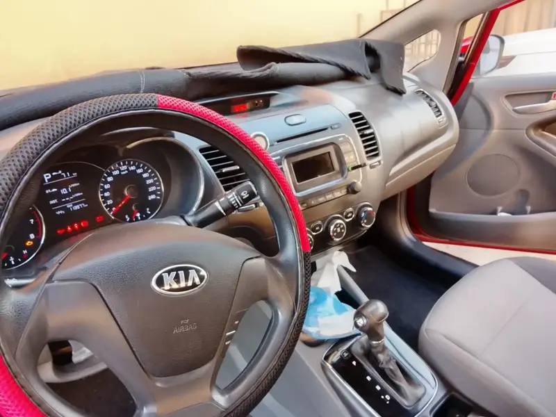 KIA Cerato 2018 9
