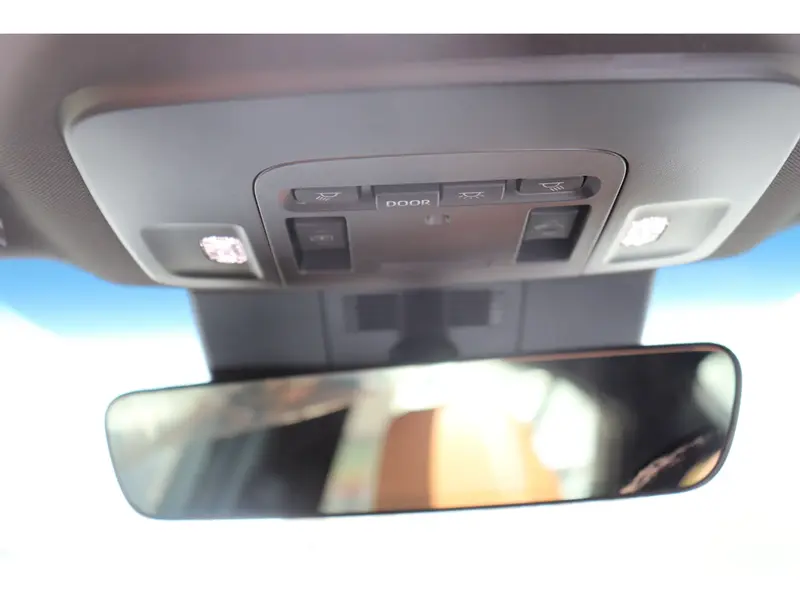 Toyota Camry 2026 23