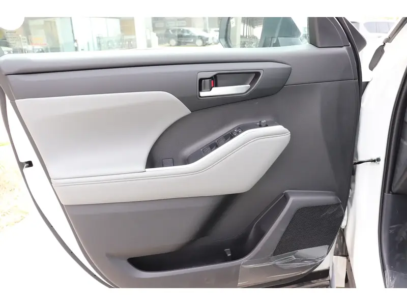 Toyota Highlander 2026 6