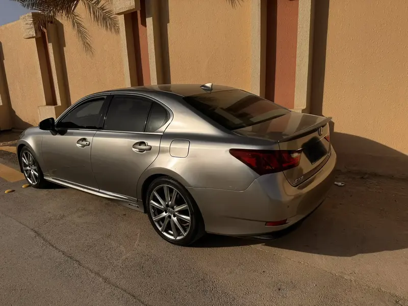 لكزس GS 2015 10