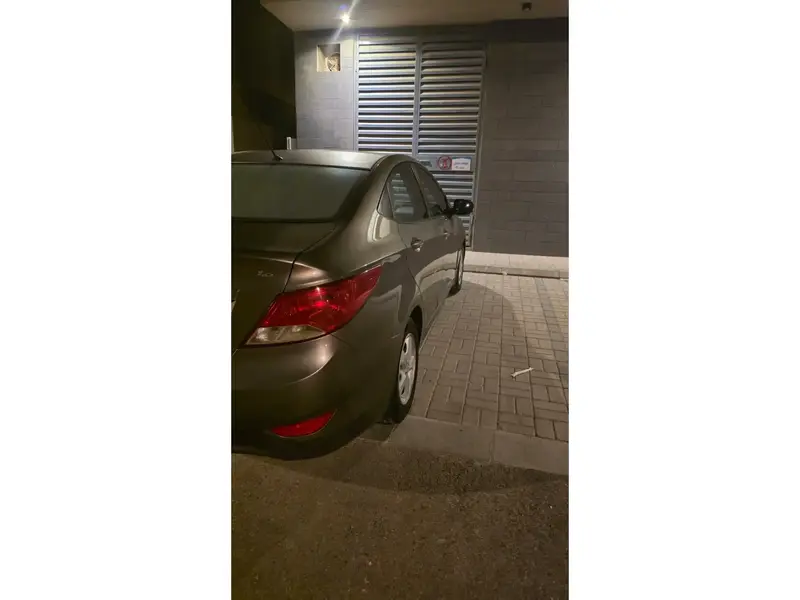 Hyundai Accent 2013 12