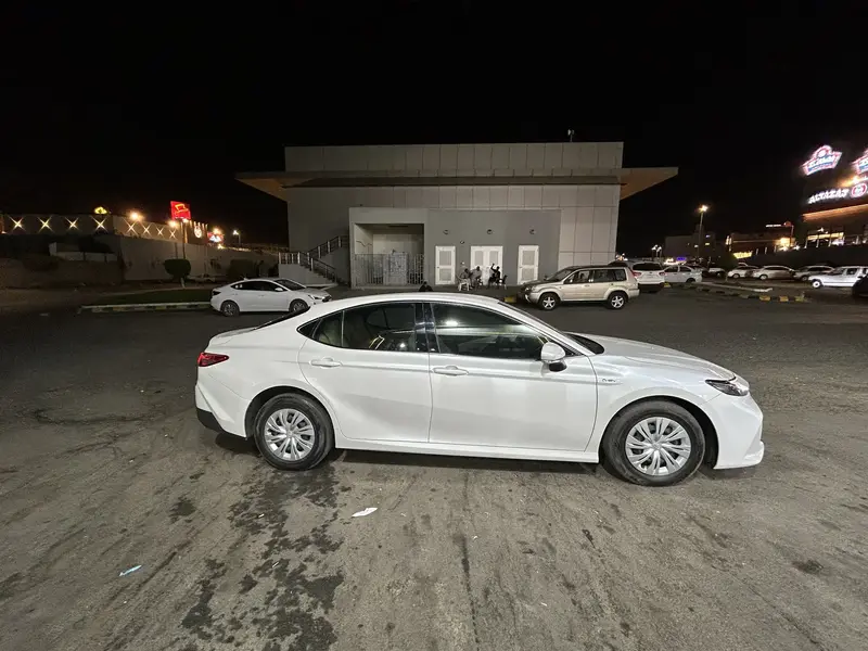 Toyota Camry 2025 2