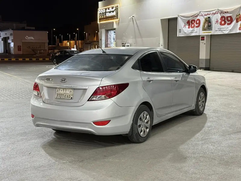 Hyundai Accent 2017 5