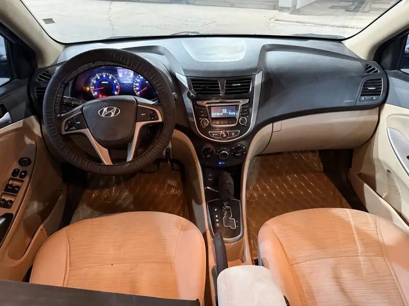 Hyundai Accent 2017 13