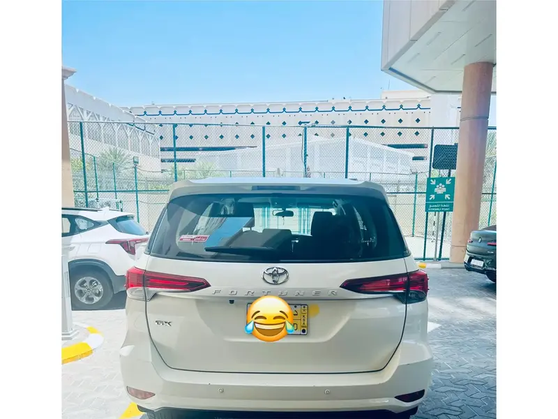 Toyota Fortuner 2022 7
