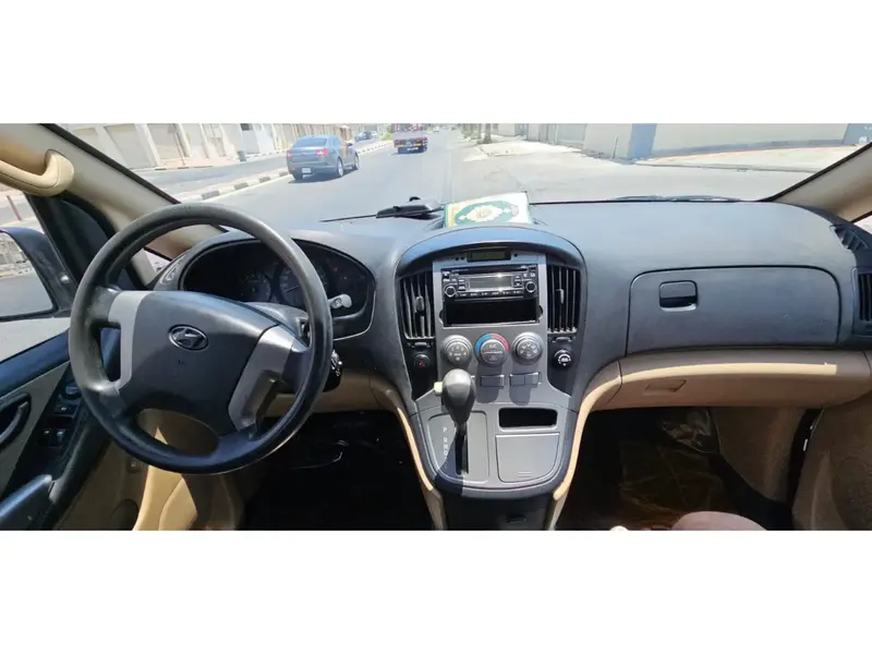 Hyundai H1 2013 6