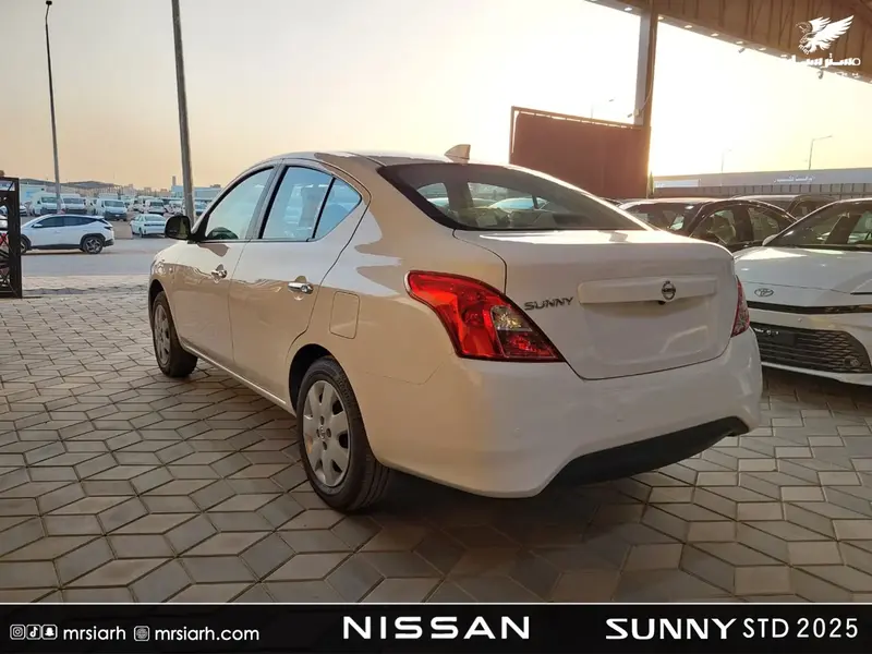 Nissan Sunny 2025 5