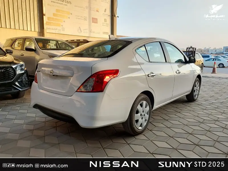 Nissan Sunny 2025 6