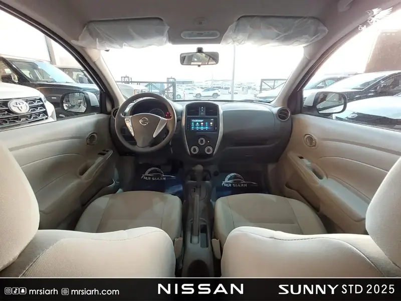 Nissan Sunny 2025 11