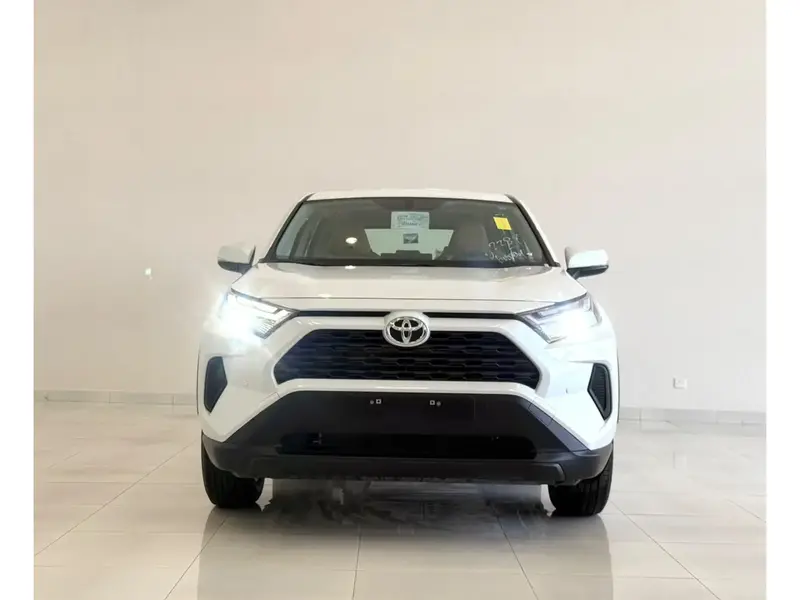 Toyota RAV4 2025 3