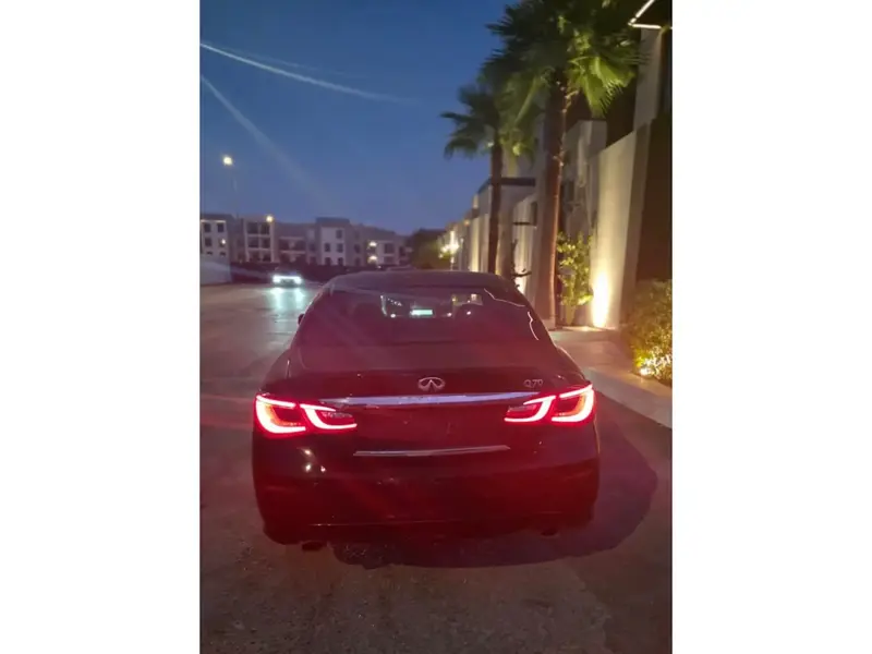 Infiniti Q70 2016 8