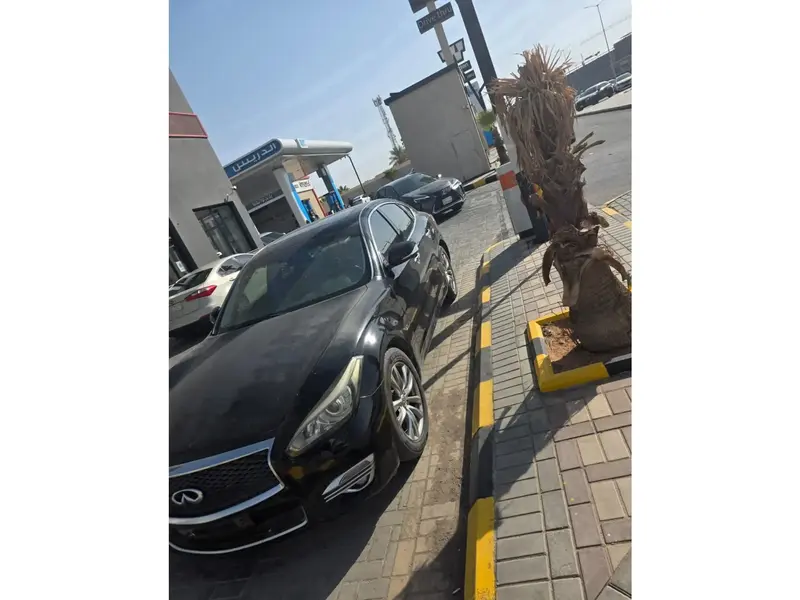 Infiniti Q70 2016 2