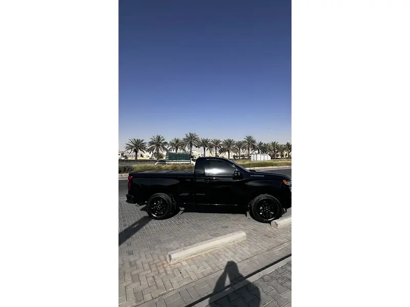 Chevrolet Silverado 2023 2