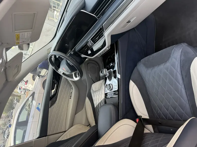 Hongqi HS5 2022 6
