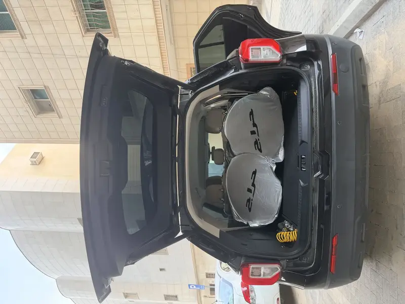 Ford Explorer 2021 4