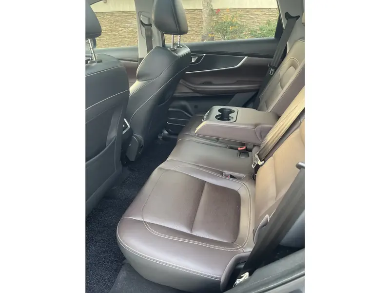 Chery Tiggo 8 2021 10