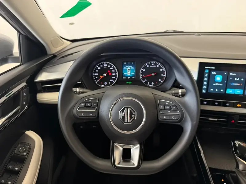 MG 5 2025 8