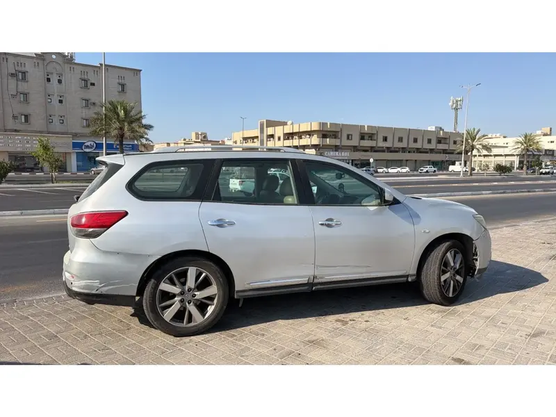 نيسان باثفايندر 2016 4