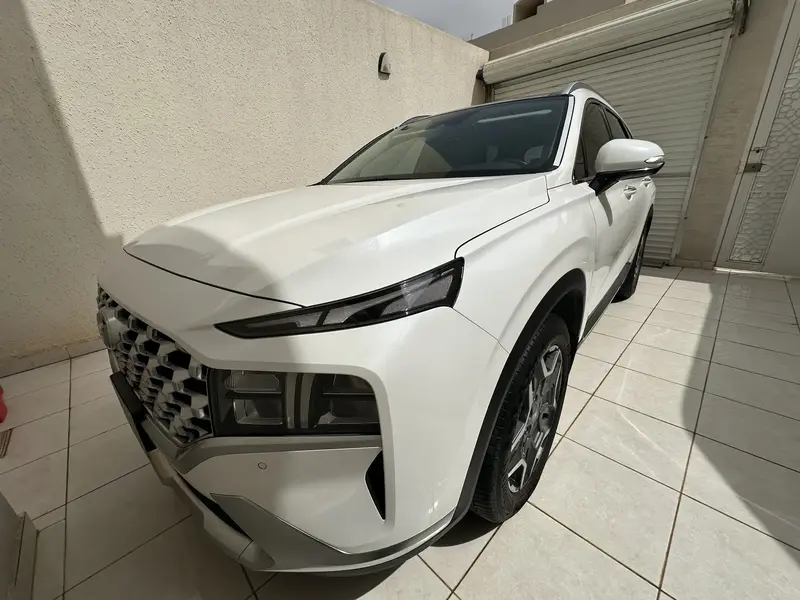 Hyundai SantaFe 2023 4