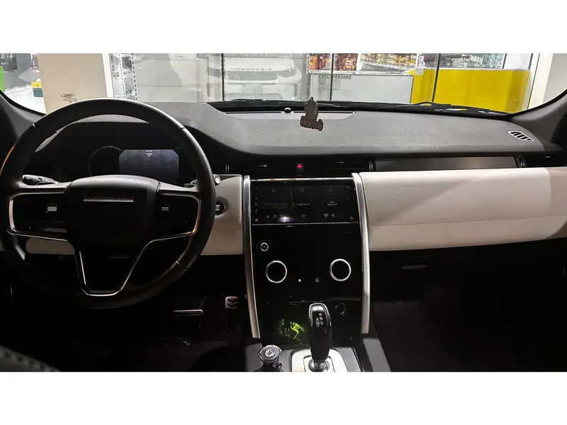 Land Rover Discovery  2023 12