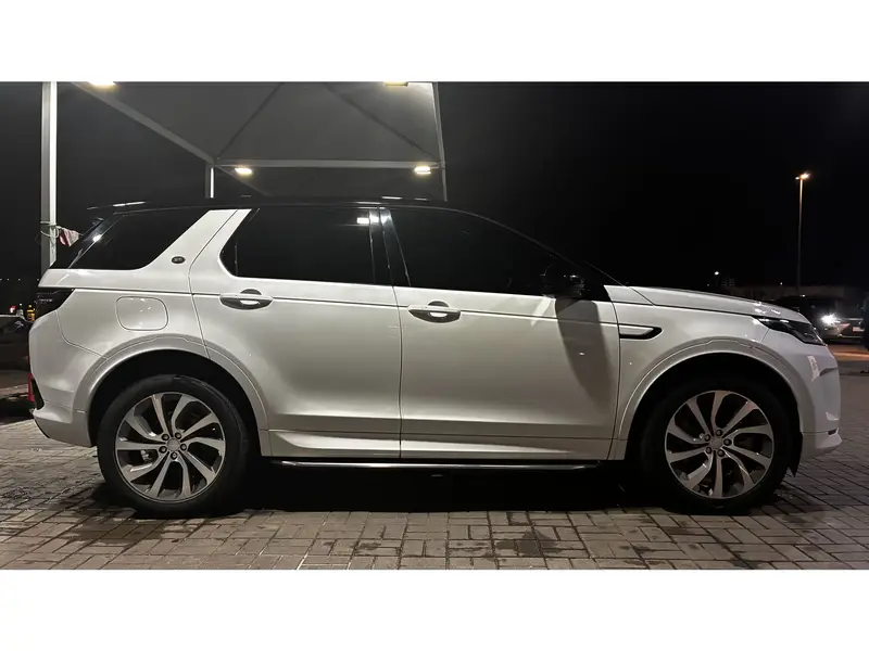 Land Rover Discovery  2023 5