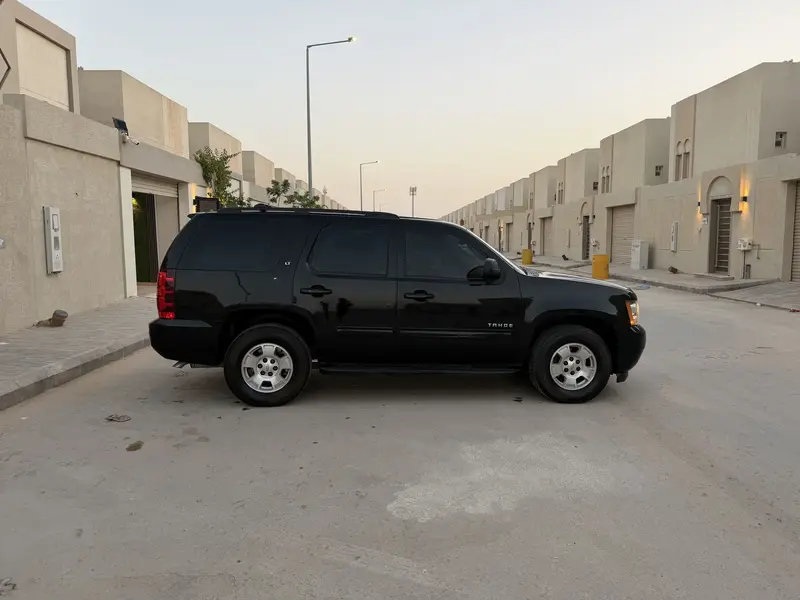 Chevrolet Tahoe 2010 1