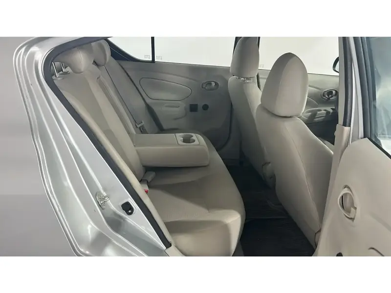 Nissan Sunny STD 2024 11