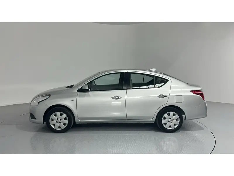 Nissan Sunny STD 2024 20