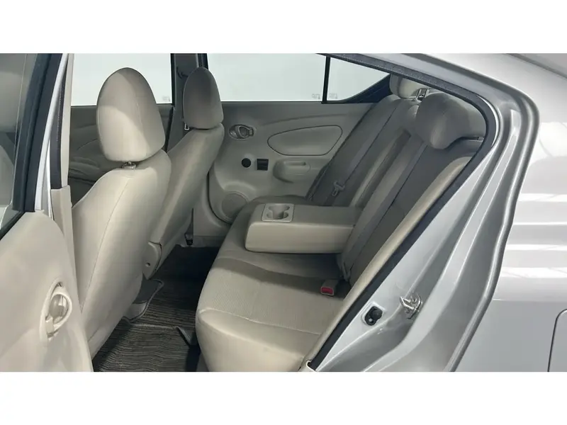 Nissan Sunny STD 2024 22