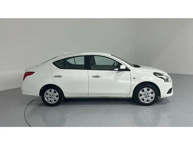 Nissan Sunny STD 2024 8