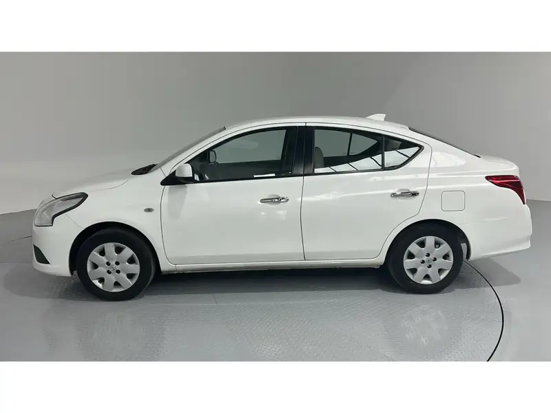 Nissan Sunny STD 2024 20