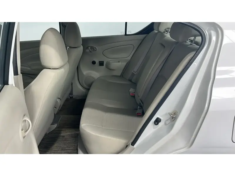 Nissan Sunny STD 2024 22