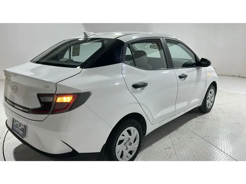 Hyundai GRAND i10 FLT 2024 3