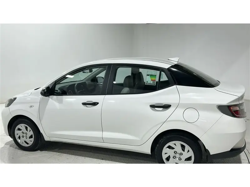 Hyundai GRAND i10 FLT 2024 8