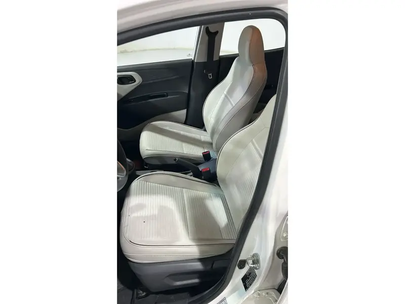 Hyundai GRAND i10 FLT 2024 10